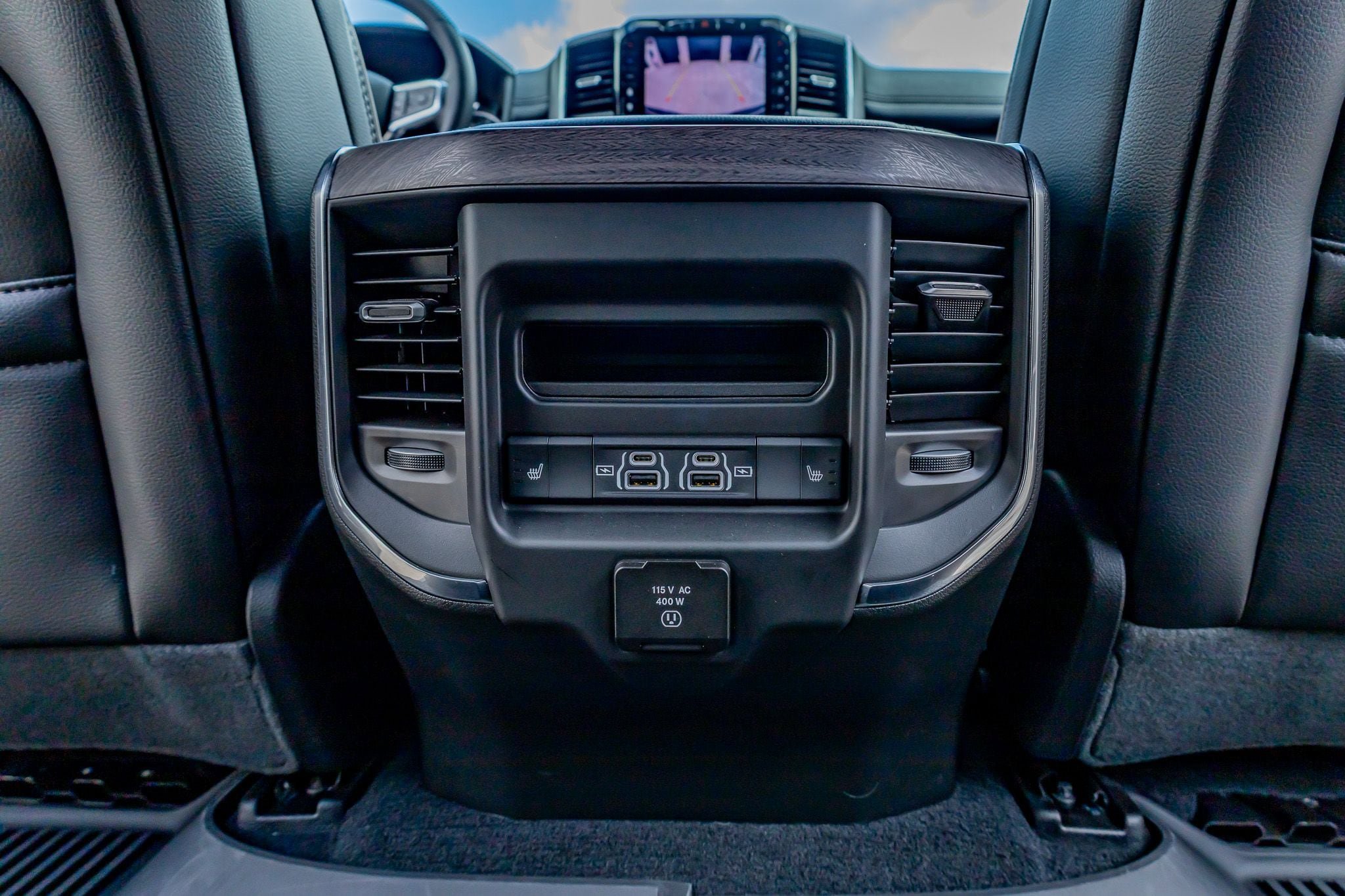 Used 2026 RAM 1500 Laramie w/ Night Edition image 33