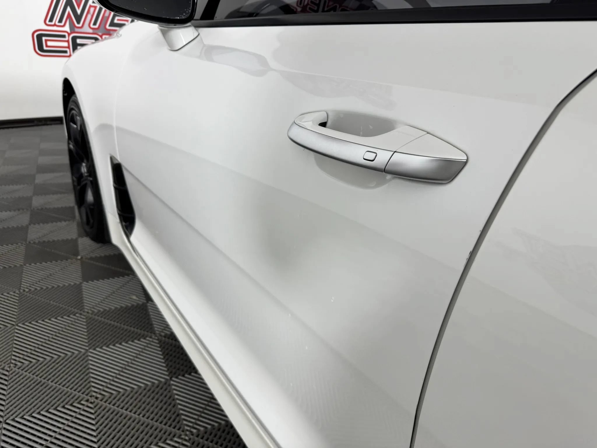 Used 2021 Kia Stinger GT-Line RWD image 24