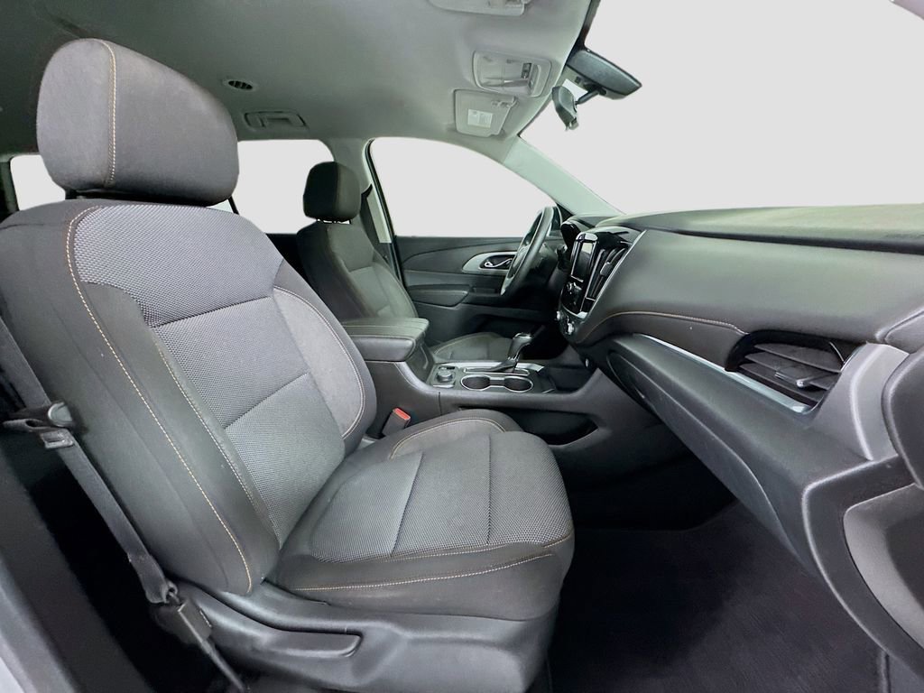 Used 2020 Chevrolet Traverse LS image 22