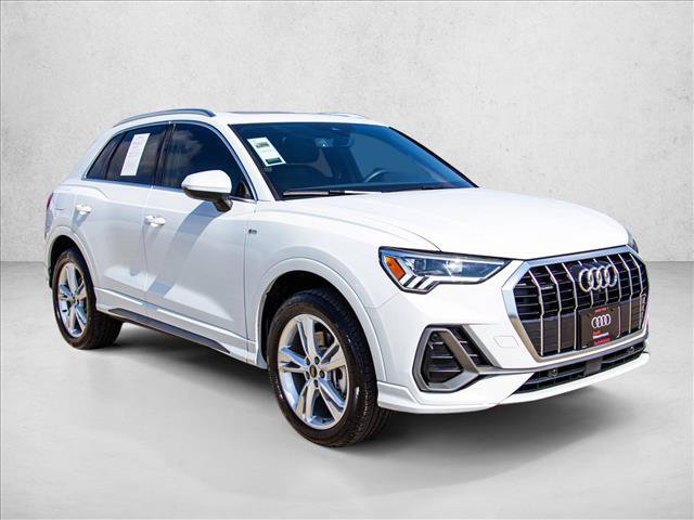 Certified 2024 Audi Q3 2.0T Premium Plus AWD/4WD image 3