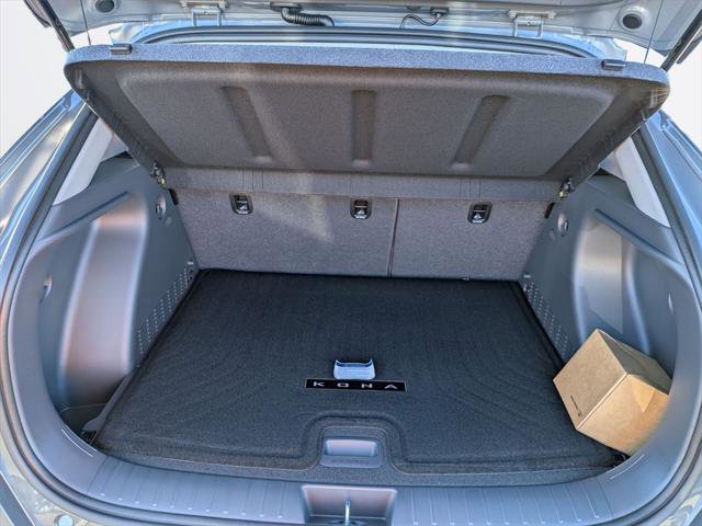 New 2026 Hyundai Kona SEL Premium image 25