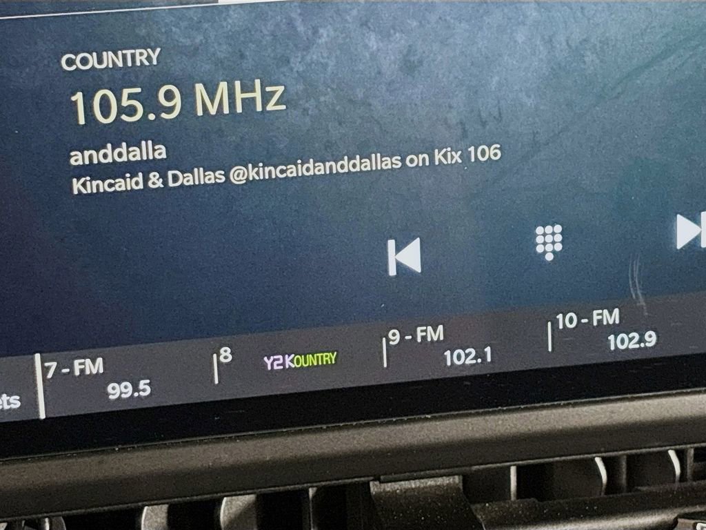 Used 2025 Jeep Gladiator Sport image 14