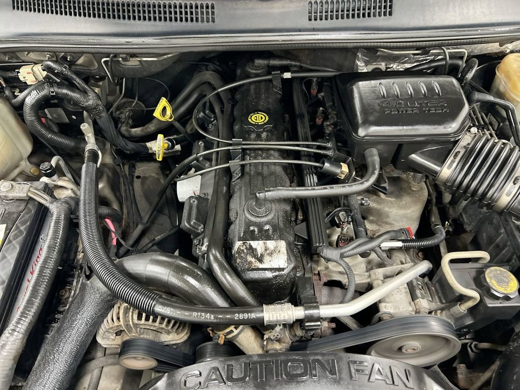 Used 2002 Jeep Grand Cherokee Sport image 23