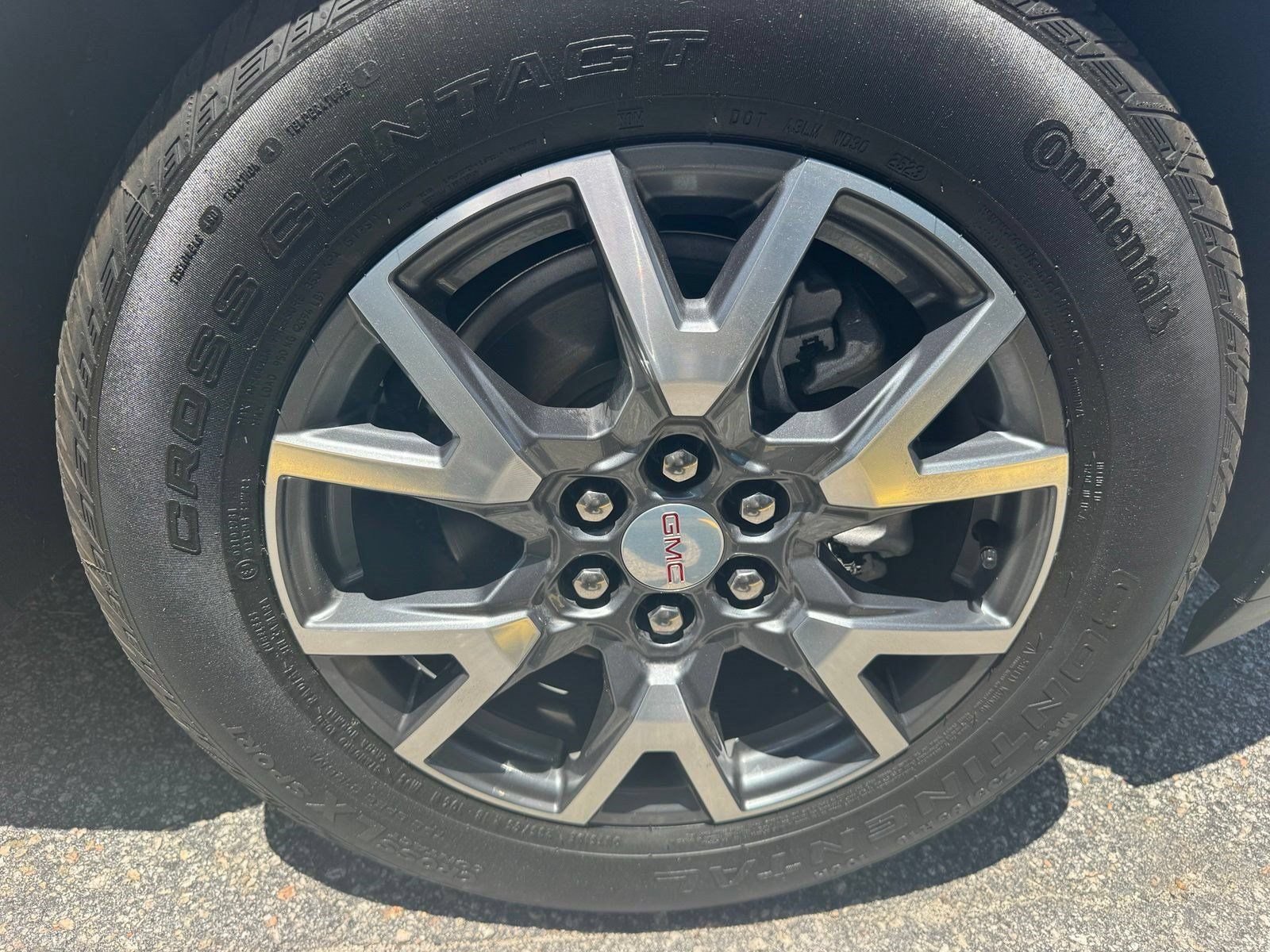 Certified 2023 GMC Acadia SLT w/ Technology Package FWD image 27