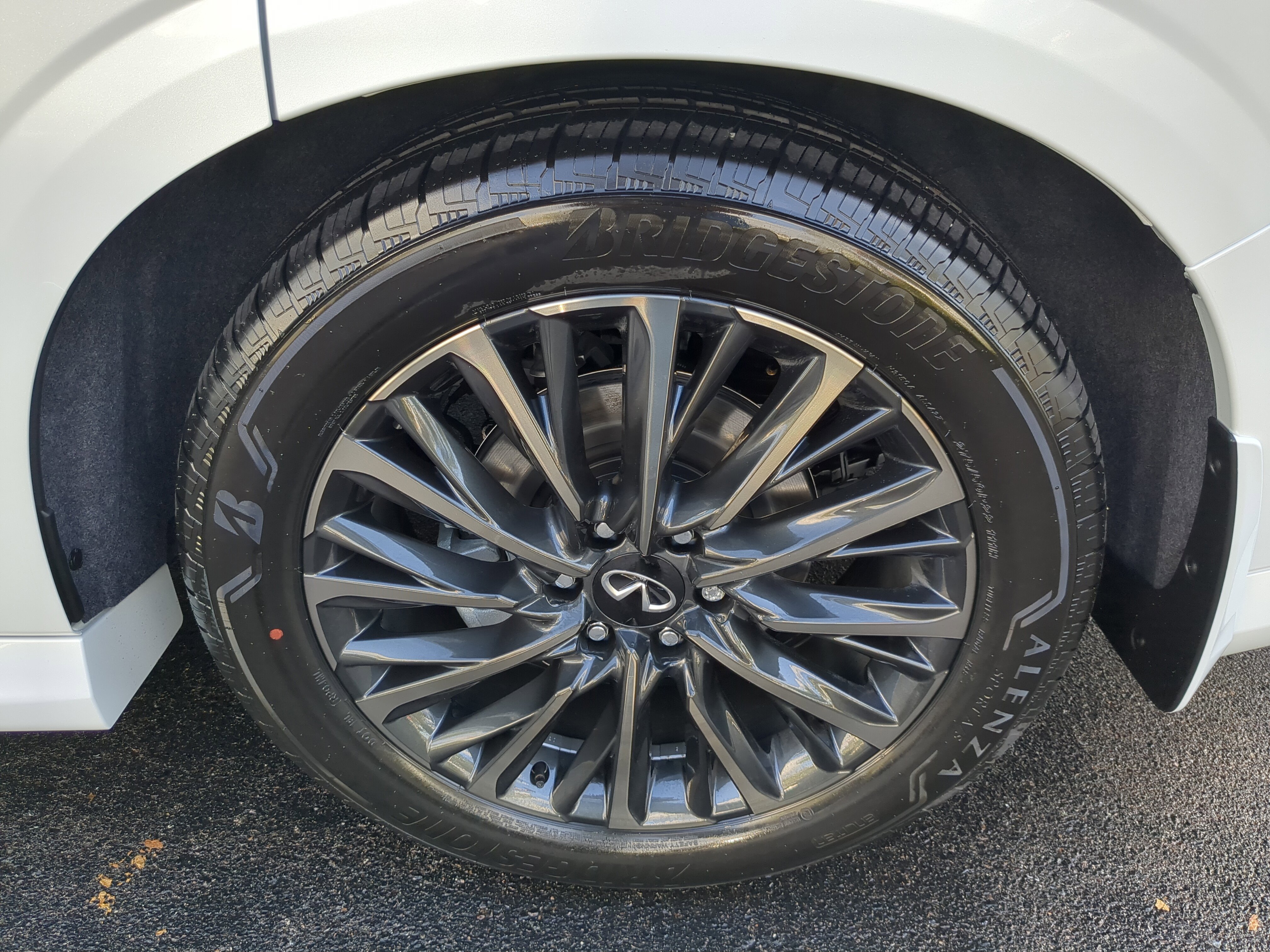 New 2026 INFINITI QX80 Autograph w/ Premium Cargo Package image 35