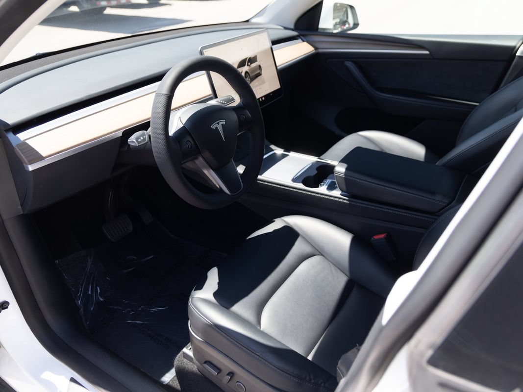 Used 2023 Tesla Model Y Long Range AWD/4WD image 10