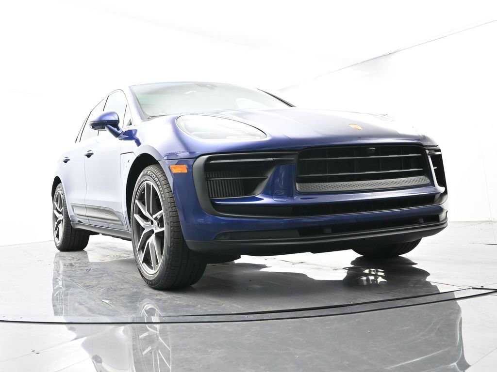 Certified 2022 Porsche Macan S image 54