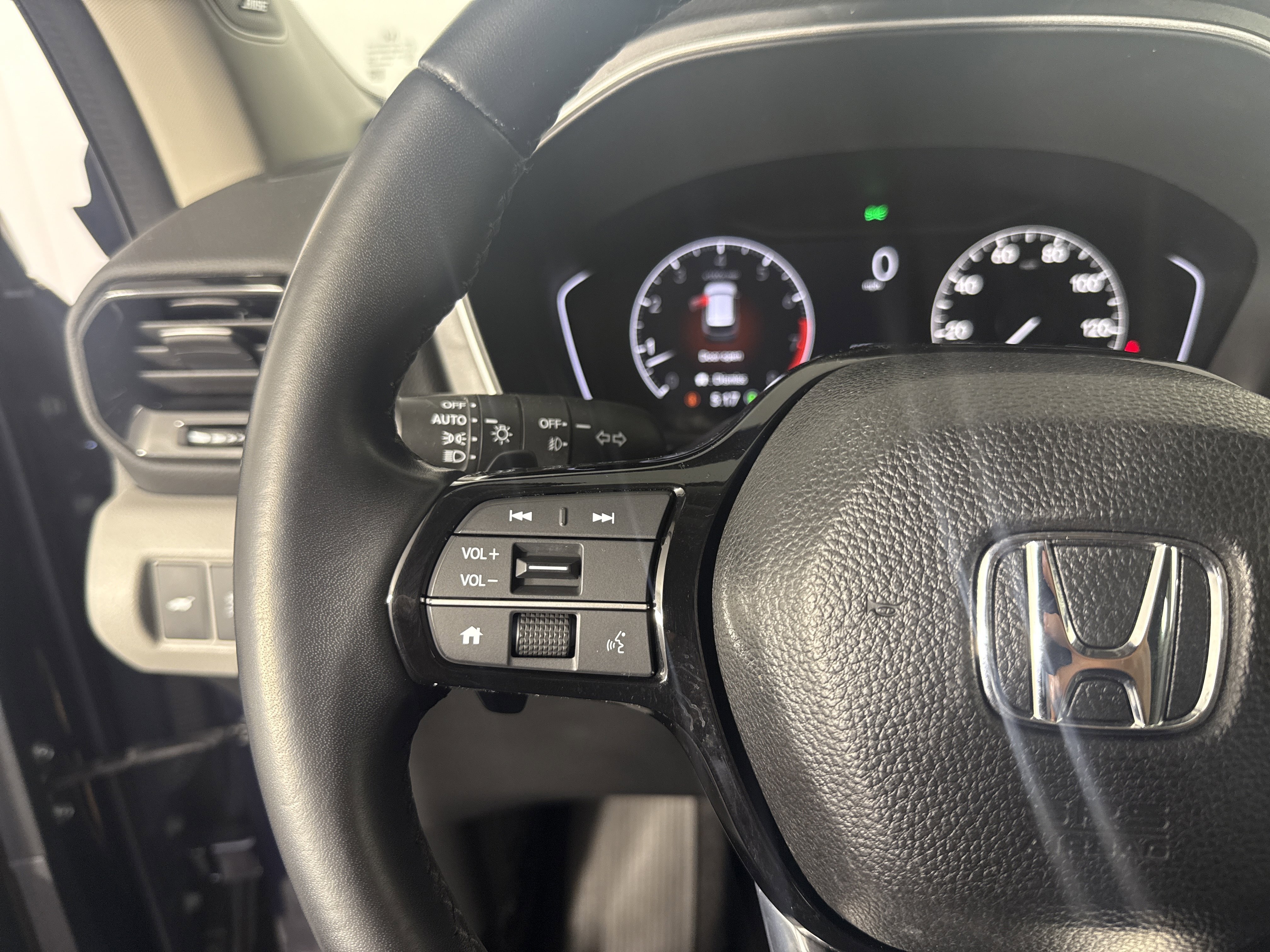Certified 2023 Honda Pilot Touring image 29