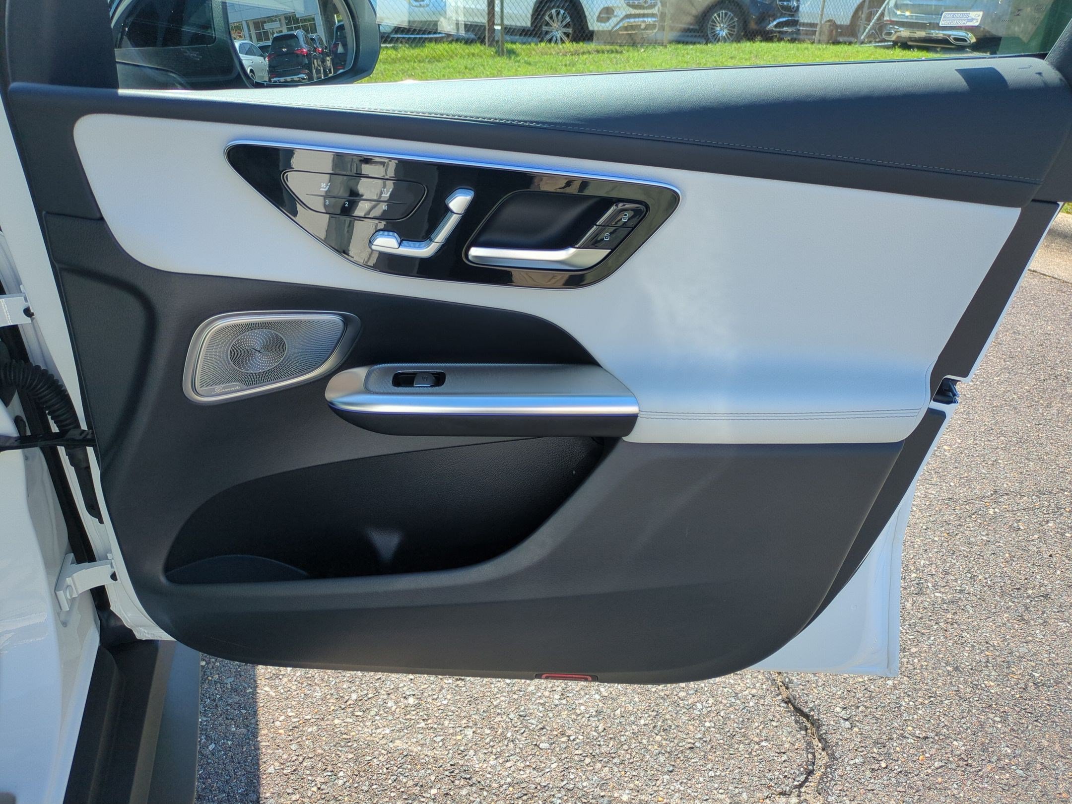 Certified 2026 Mercedes-Benz GLC 300 4MATIC image 35