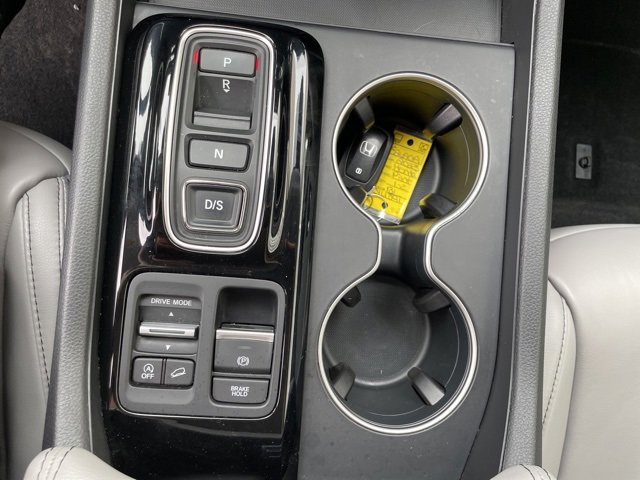 Used 2023 Honda Pilot Touring image 12