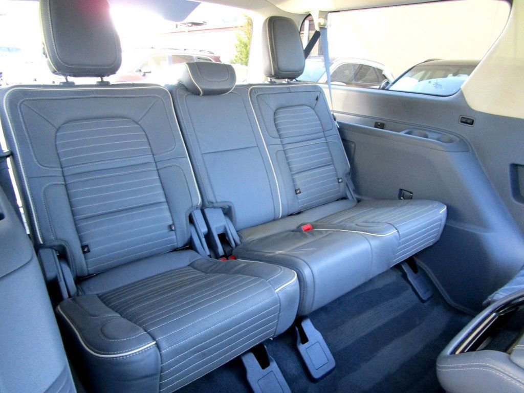 Used 2021 Lincoln Navigator L Black Label w/ Cargo Convenience Package image 22