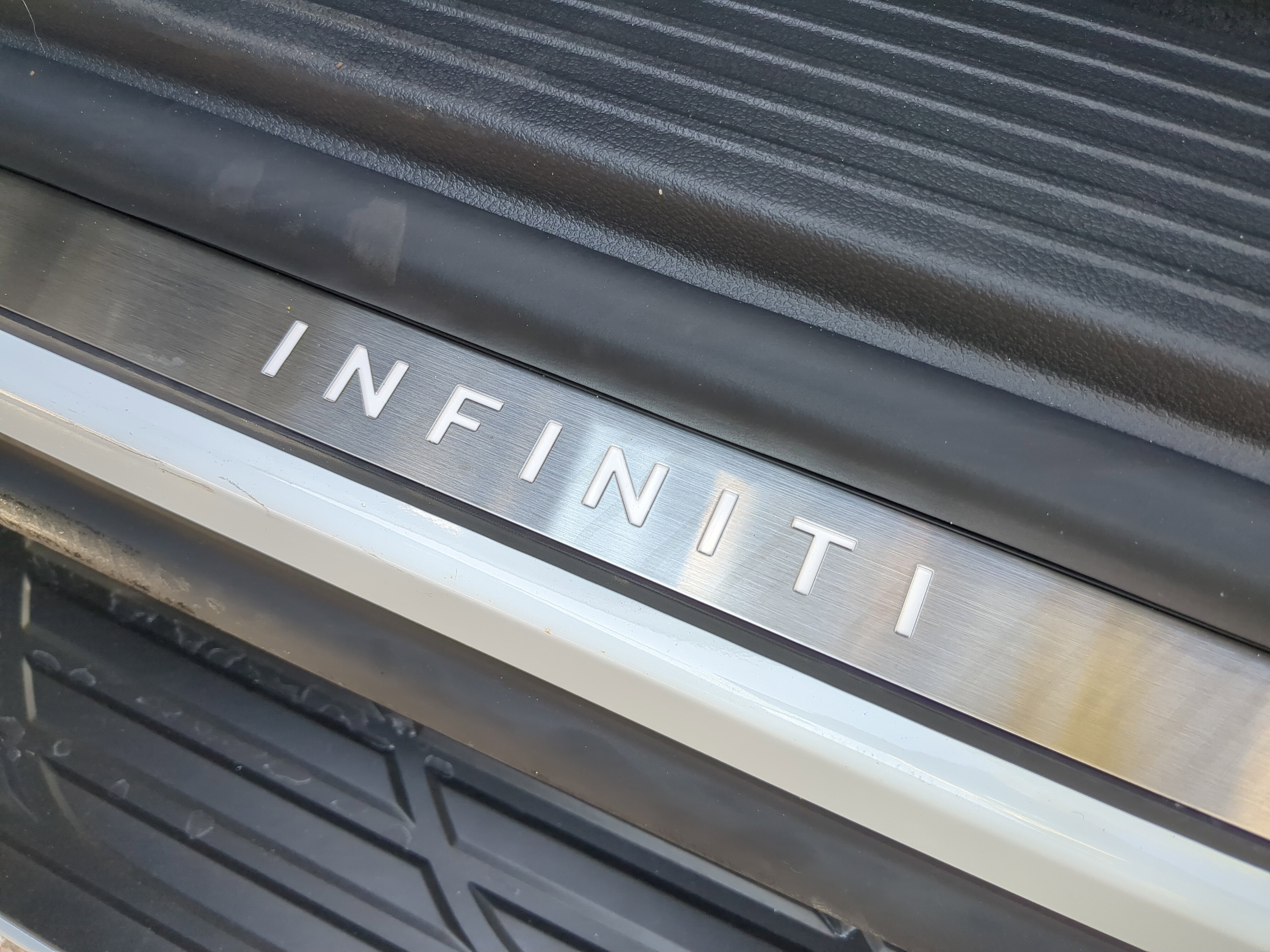 New 2026 INFINITI QX80 Luxe w/ Cargo Package image 22