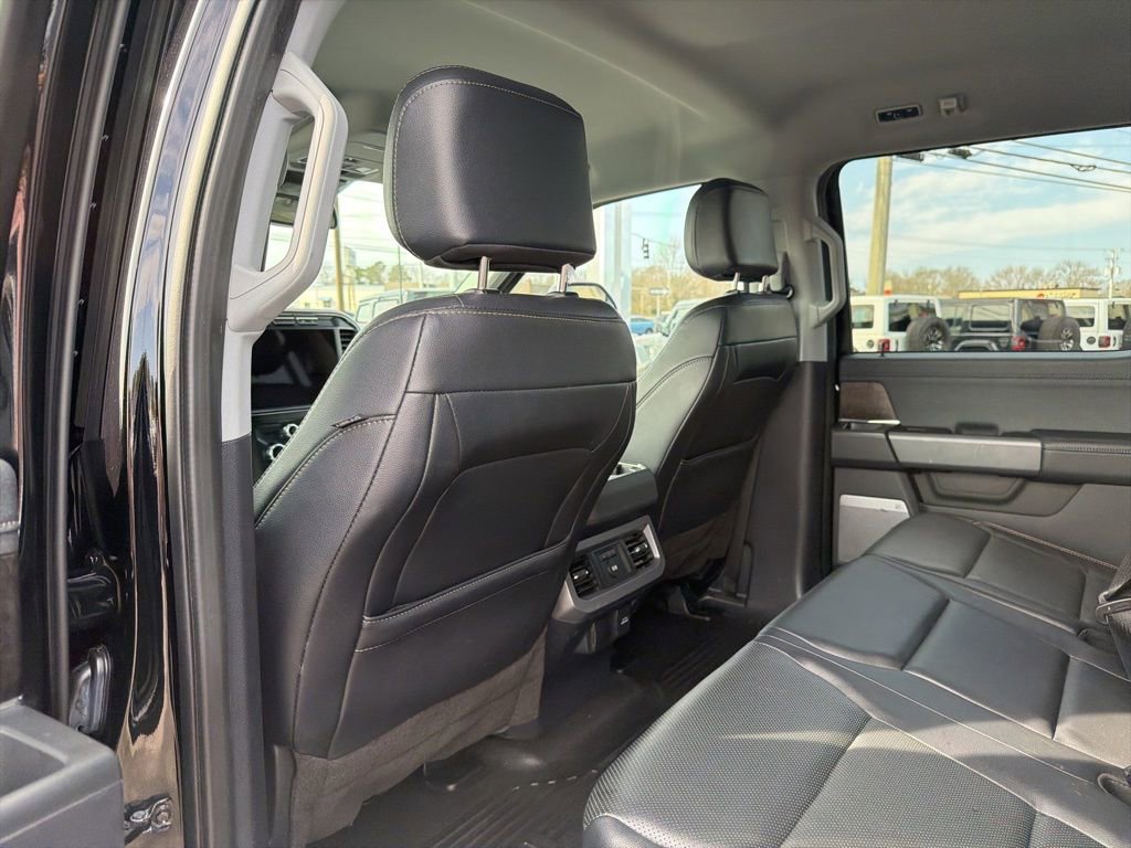 Used 2023 Ford F350 Lariat w/ FX4 Off-Road Package AWD/4WD image 18