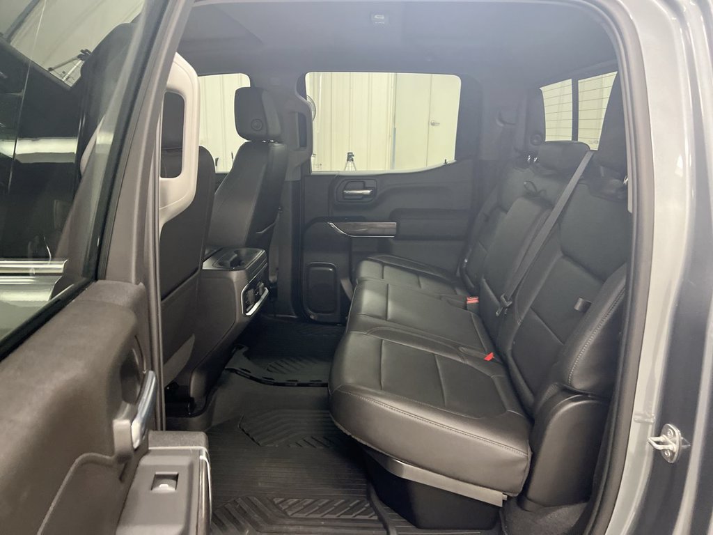 Used 2022 Chevrolet Silverado 1500 LTZ AWD/4WD image 22