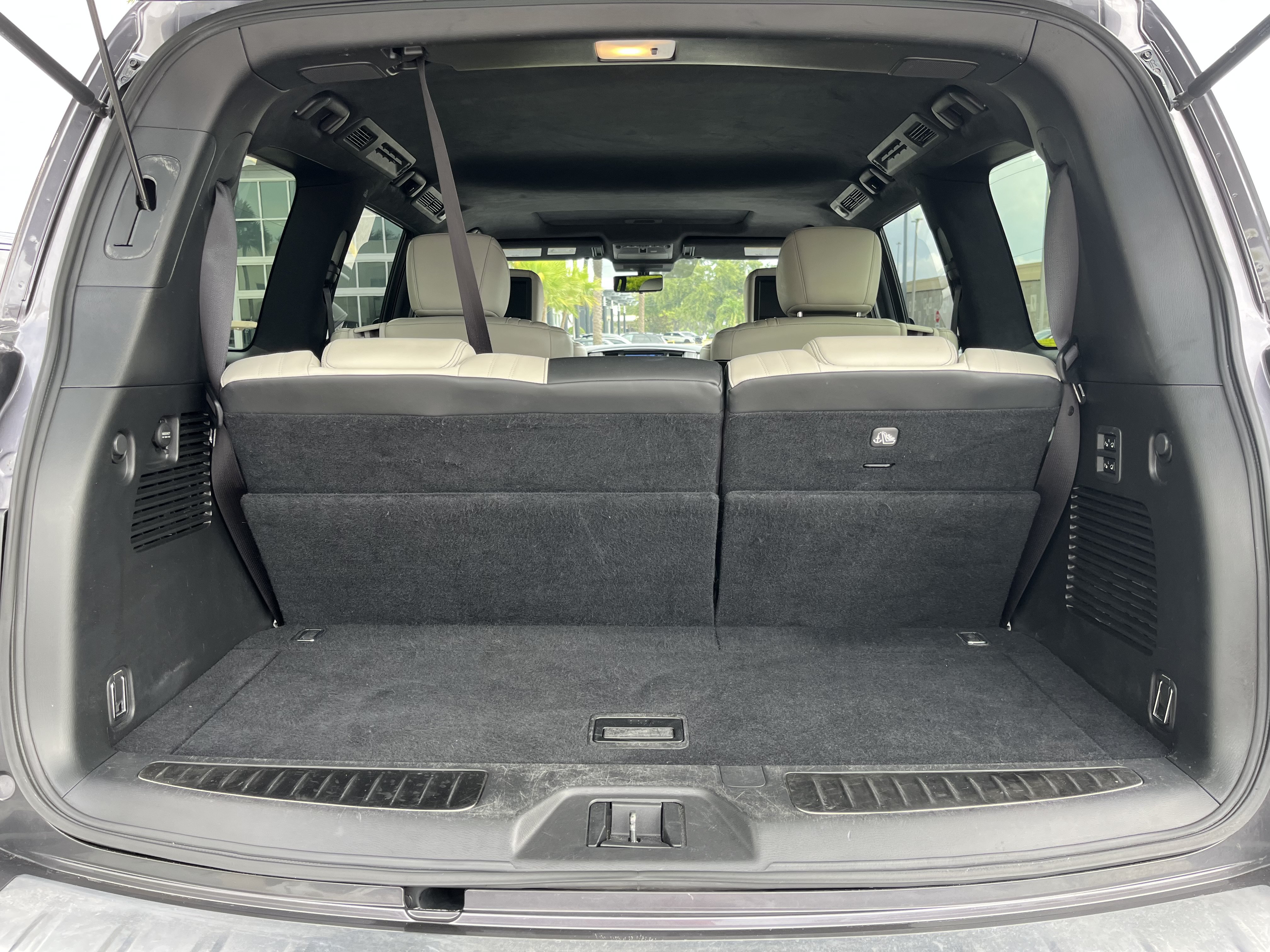 Certified 2019 INFINITI QX80 Limited w/ All-Season Package AWD/4WD image 20