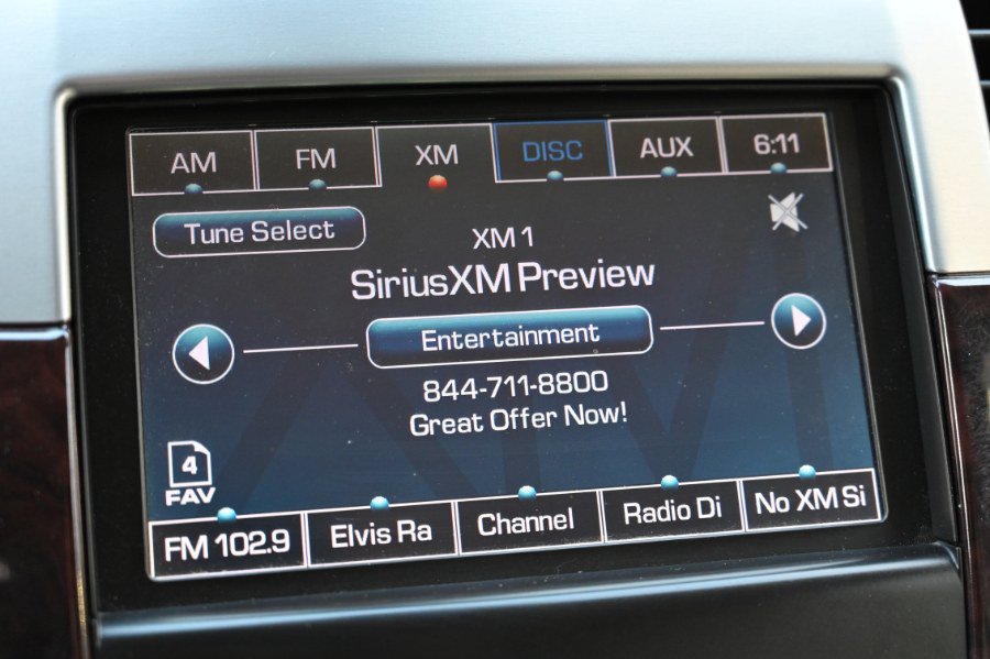 Used 2014 Cadillac Escalade Premium AWD/4WD image 28