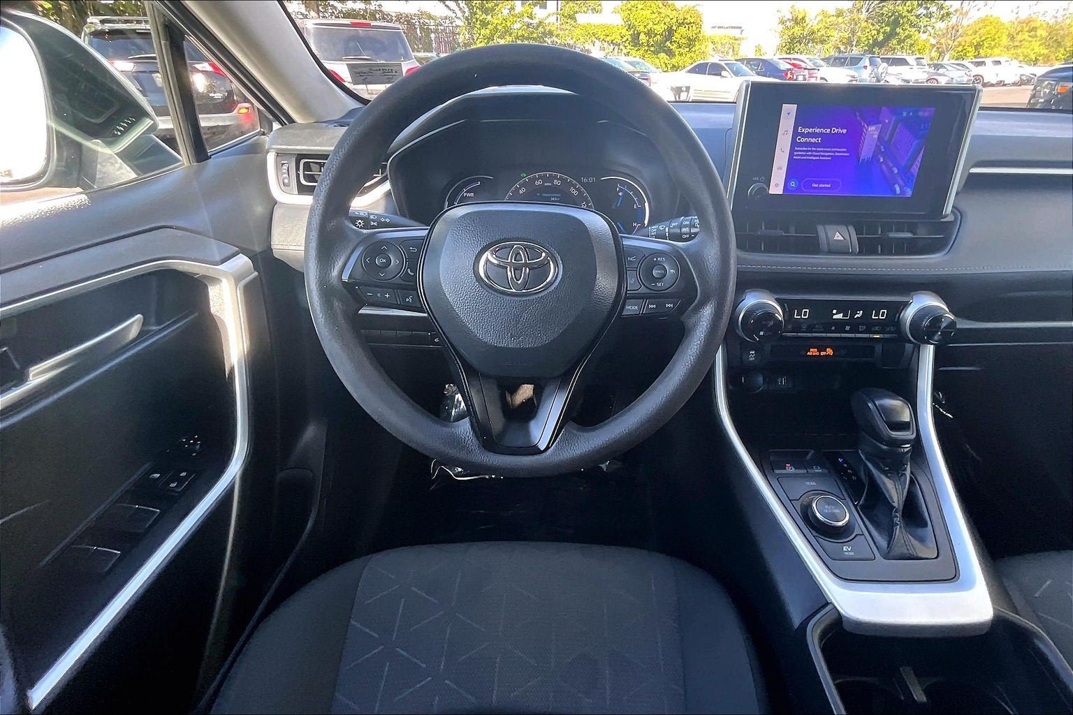 Used 2023 Toyota RAV4 XLE w/ Convenience Package AWD/4WD image 5