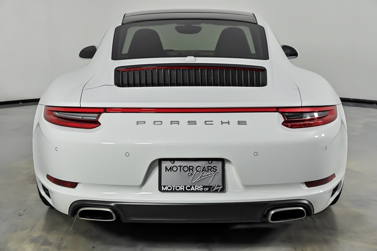 Used 2017 Porsche 911 Carrera 4 AWD/4WD image 9