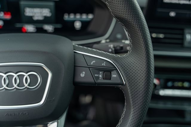 Used 2024 Audi SQ5 Premium Plus image 28