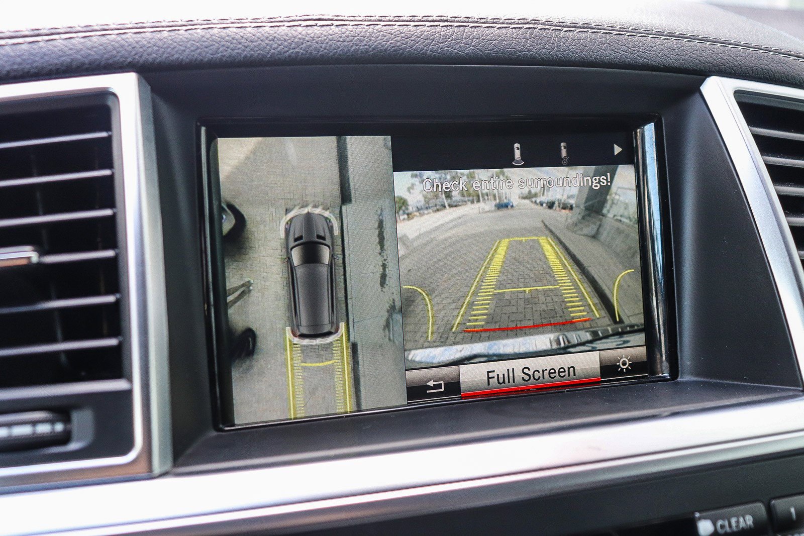 Used 2016 Mercedes-Benz GL 450 4MATIC image 27