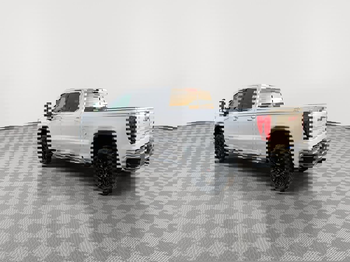 Used 2022 GMC Sierra 1500 SLT w/ SLT Convenience Package image 5