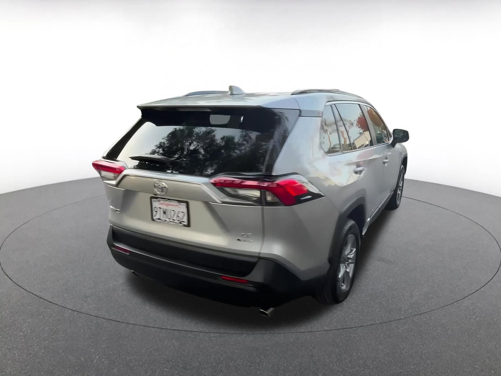 Used 2025 Toyota RAV4 LE image 14