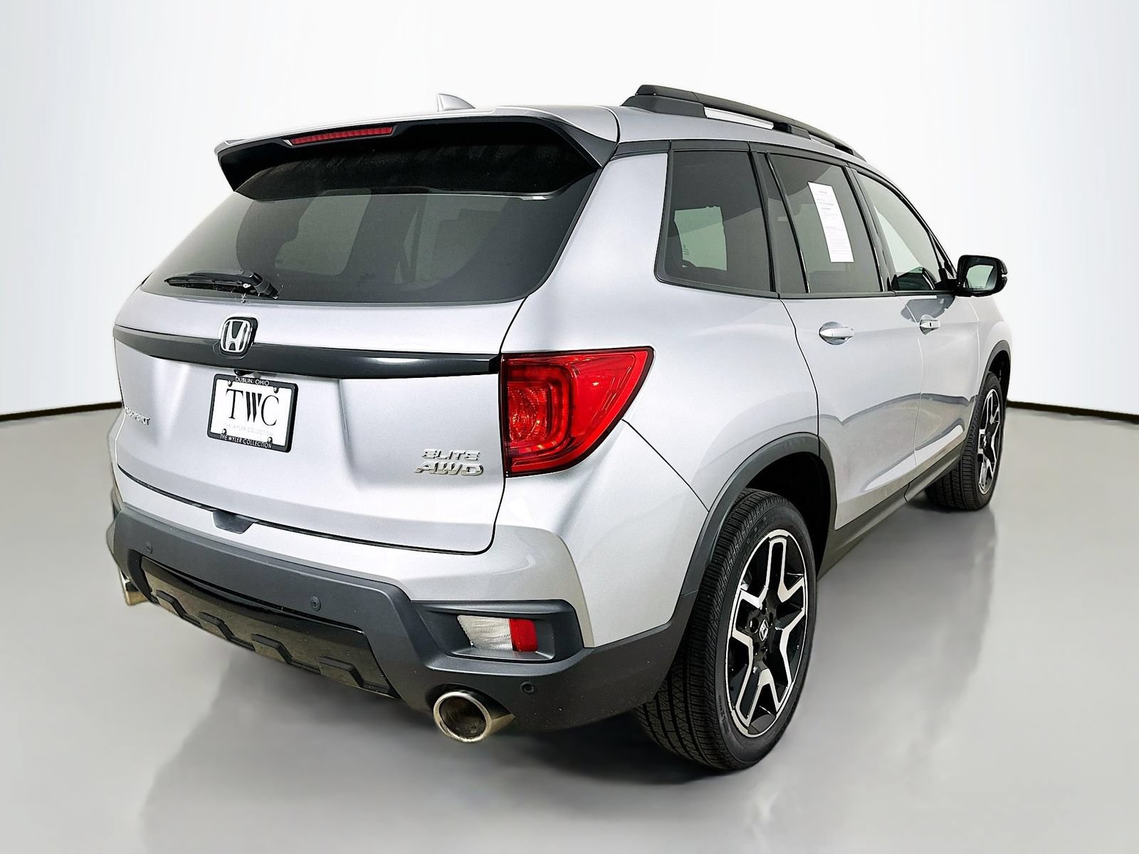 Used 2022 Honda Passport Elite image 5