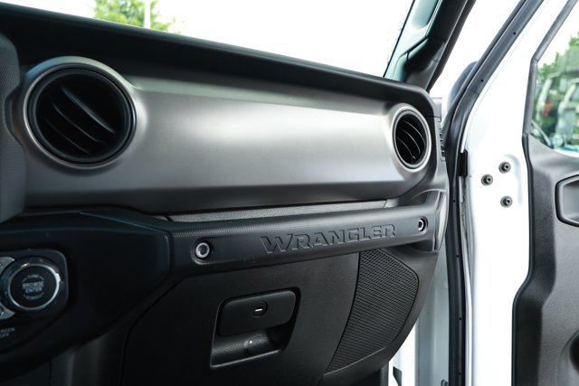Used 2022 Jeep Wrangler Unlimited Sport AWD/4WD image 24