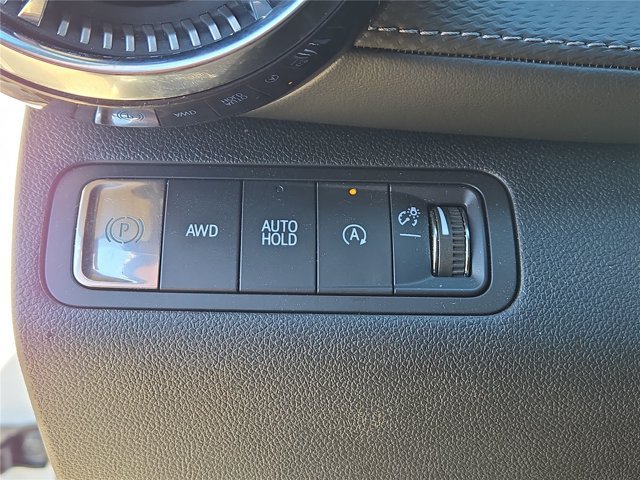 Used 2025 Chevrolet Equinox LT AWD/4WD image 44