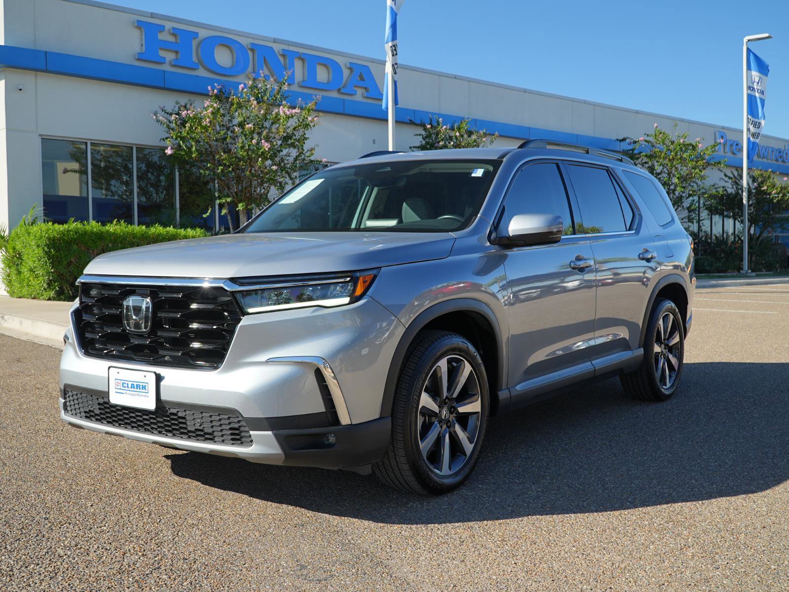 Used 2024 Honda Pilot Touring