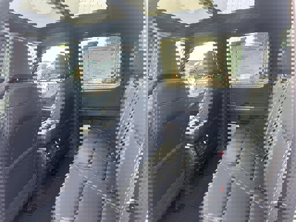 New 2026 Ford F150 Lariat w/ Equipment Group 502A High image 13