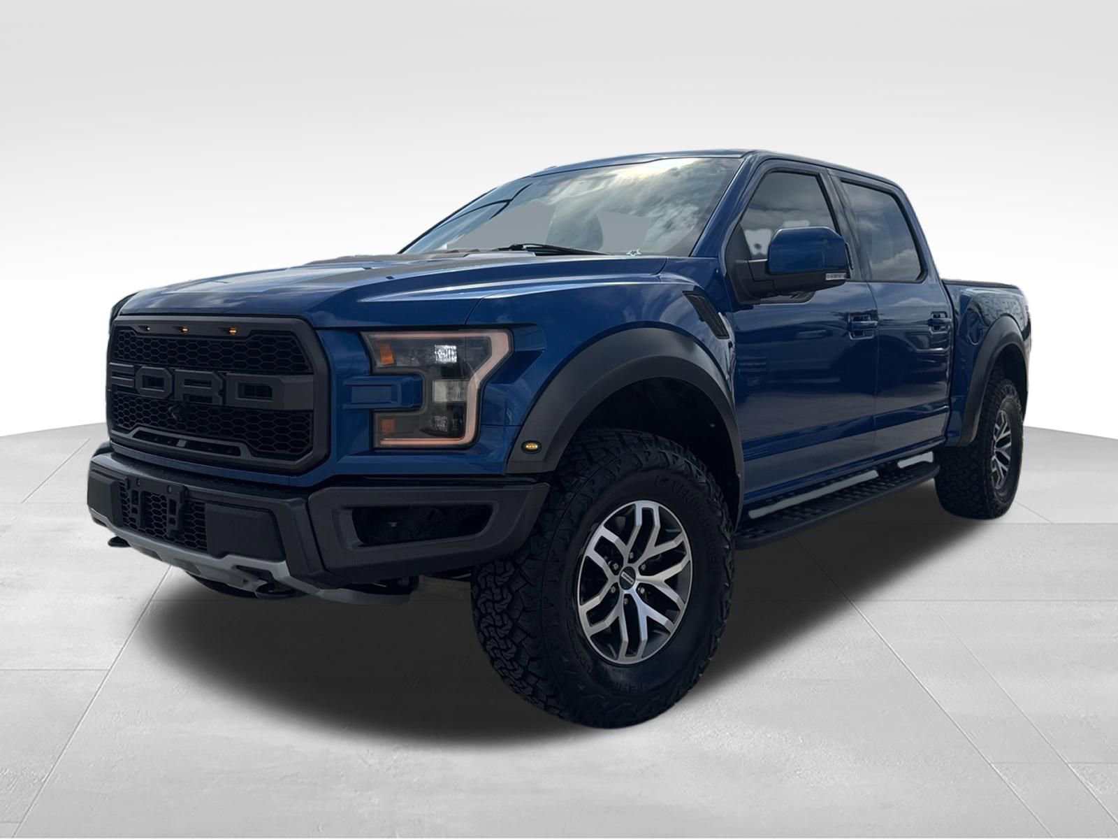 Used 2017 Ford F150 Raptor w/ Equipment Group 802A Luxury
