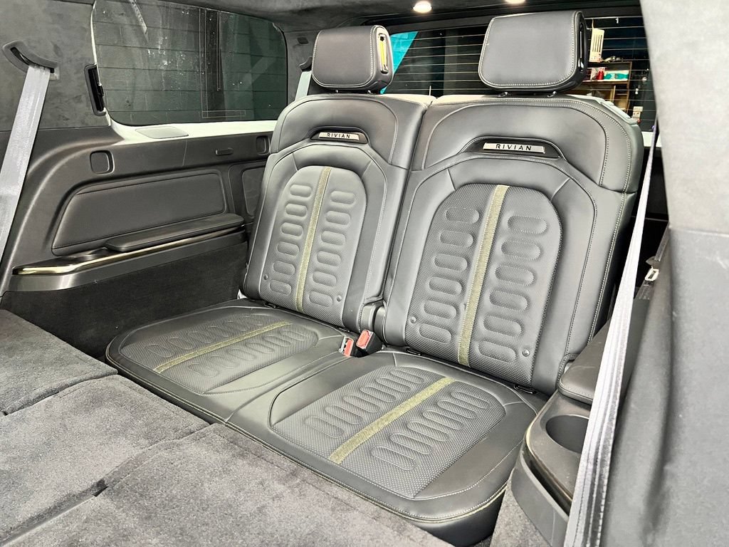 Used 2024 Rivian R1S Adventure AWD/4WD image 17