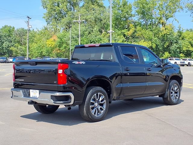Used 2024 Chevrolet Silverado 1500 LT AWD/4WD image 2