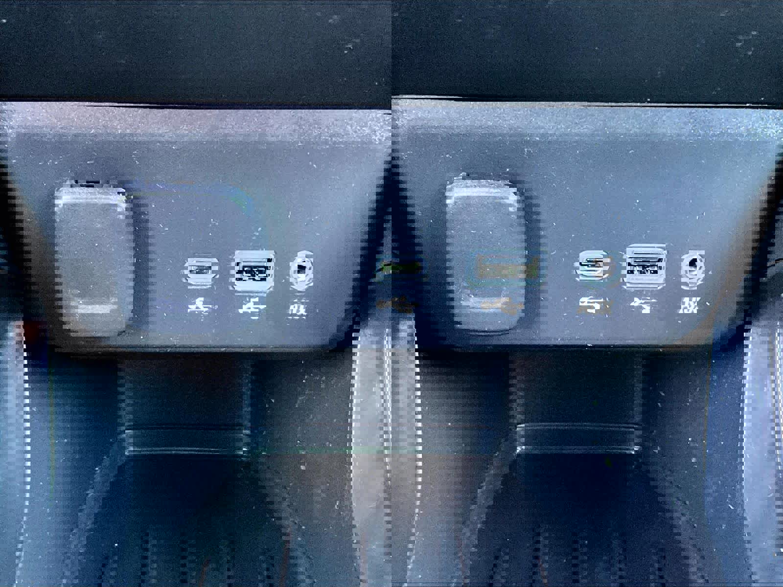 Used 2023 Chevrolet TrailBlazer LT w/ Convenience Package AWD/4WD image 27