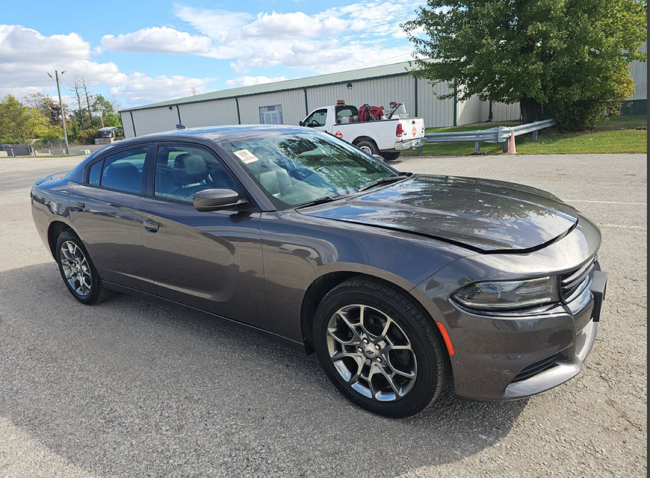 Used 2017 Dodge Charger SXT w/ AWD Plus Group image 4