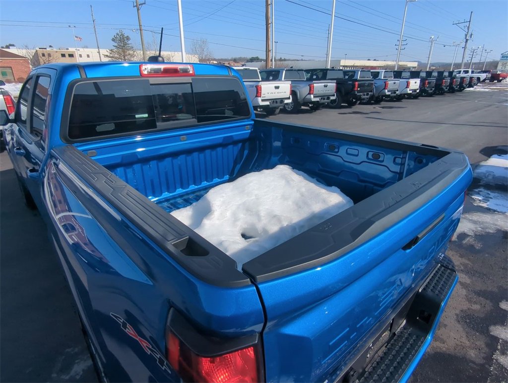 Used 2024 Chevrolet Colorado LT w/ LT Convenience Package II image 23