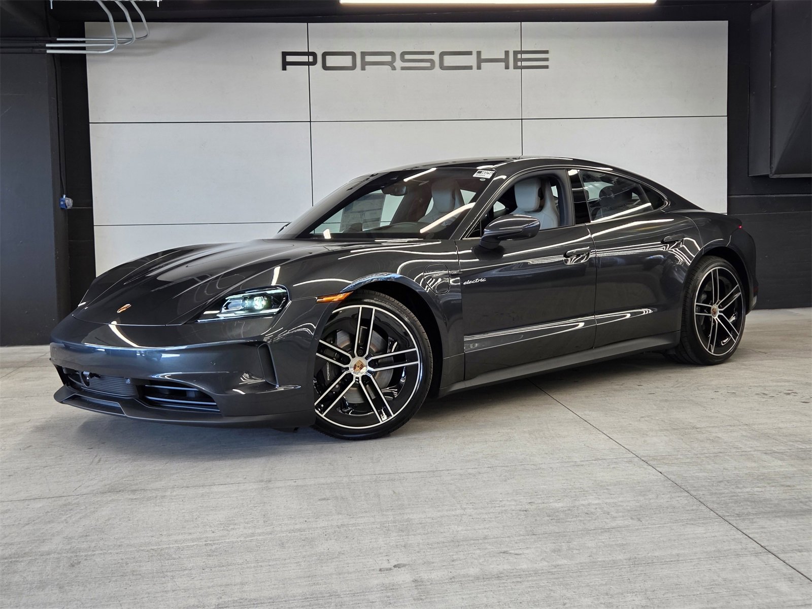 New 2026 Porsche Taycan image 1