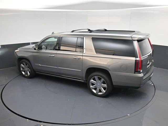 Used 2018 Cadillac Escalade ESV Premium Luxury image 48