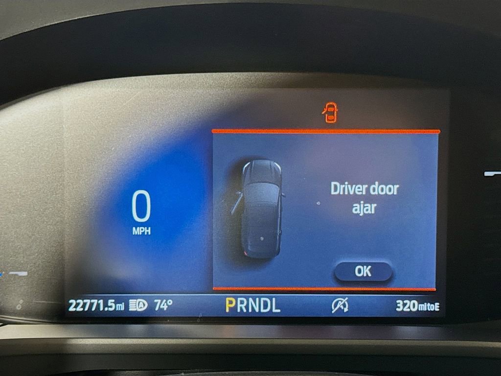 Used 2025 Ford Escape ST-Line image 10