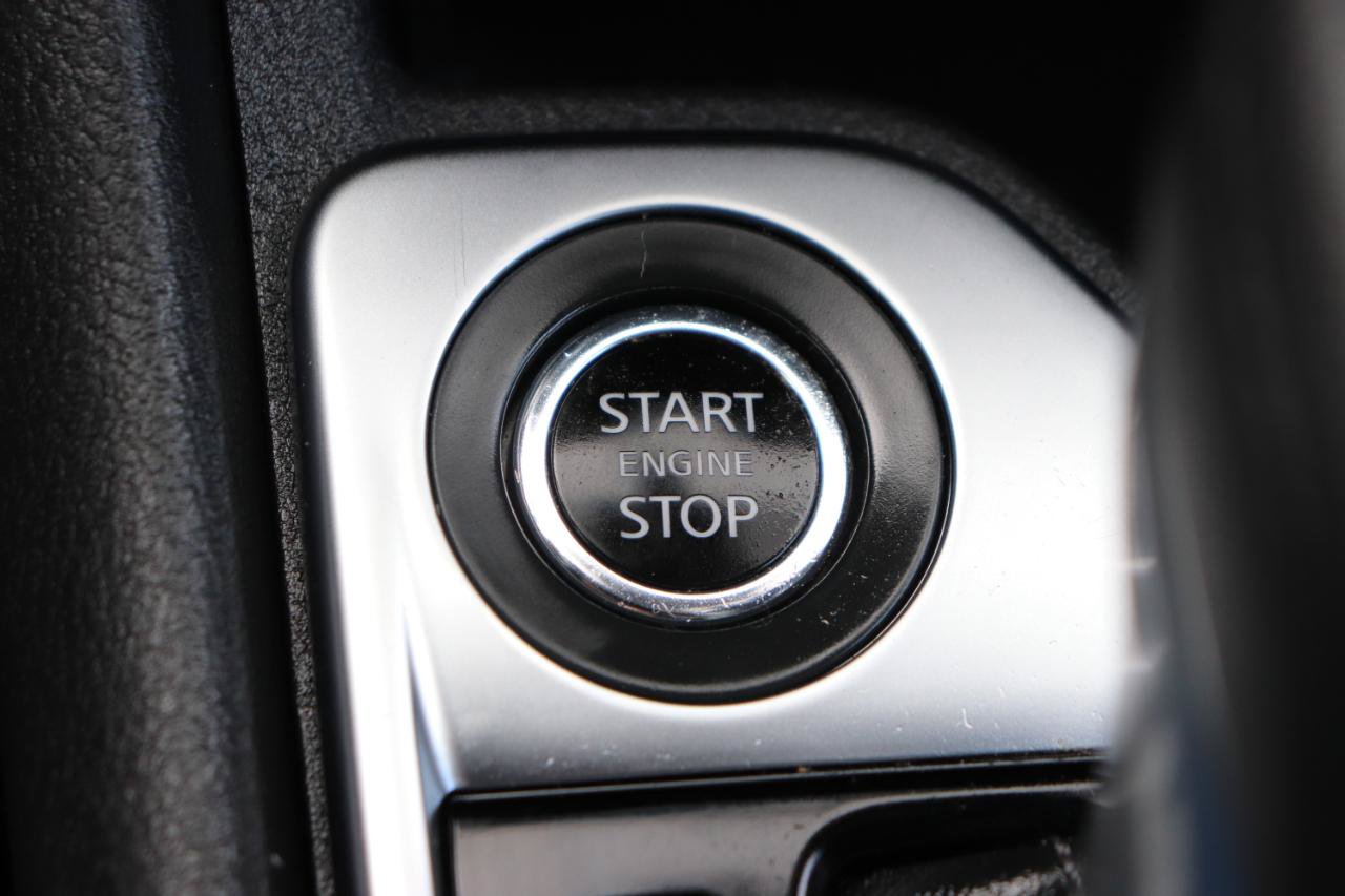 Used 2024 Nissan Sentra SV FWD image 39