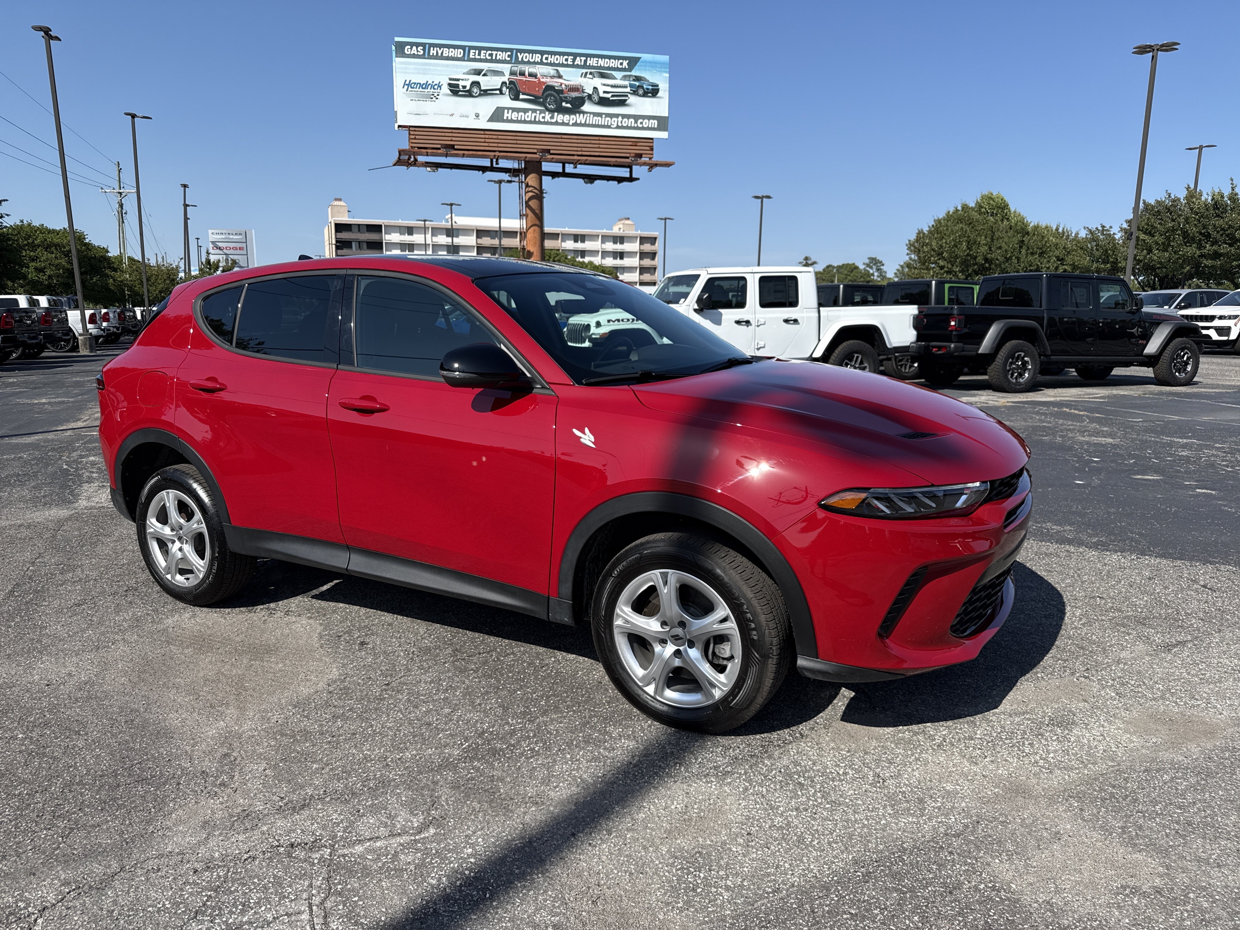 Used 2025 Dodge Hornet GT w/ GT Plus Package AWD/4WD image 2