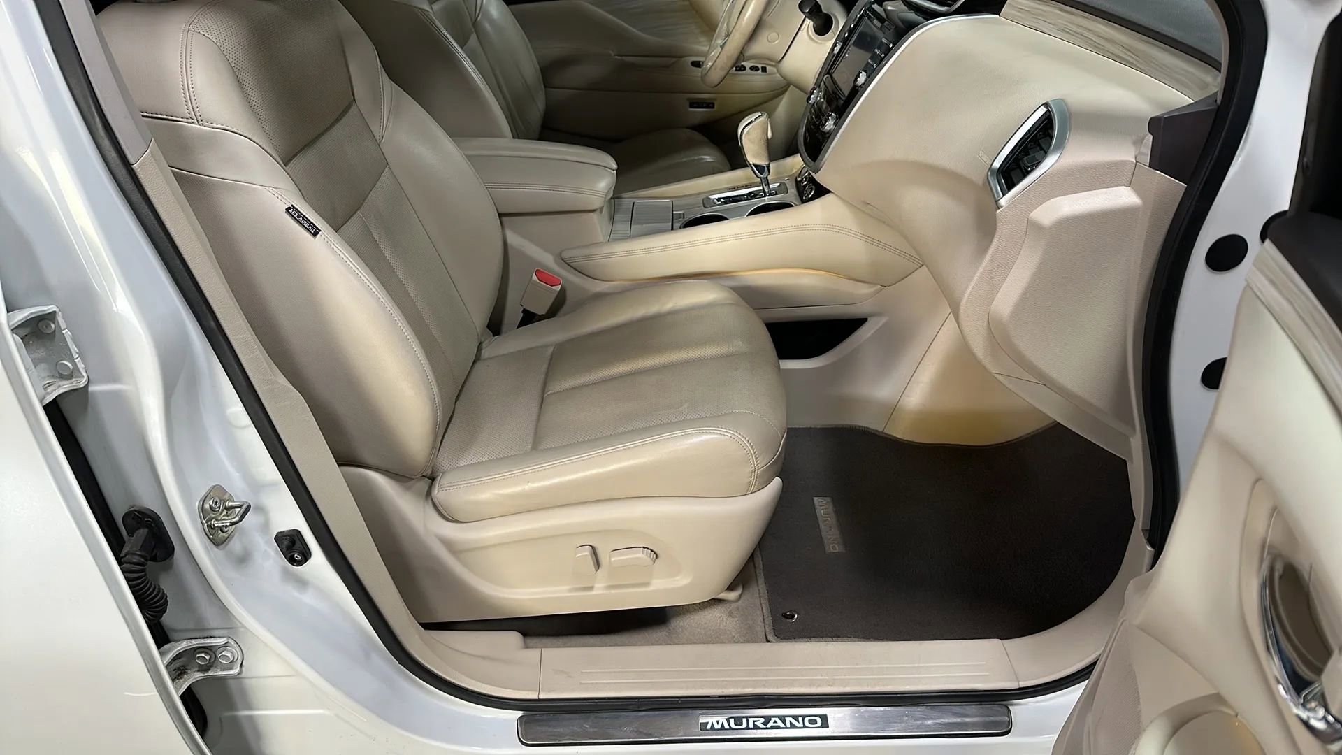 Used 2015 Nissan Murano Platinum w/ Platinum Technology Package image 17