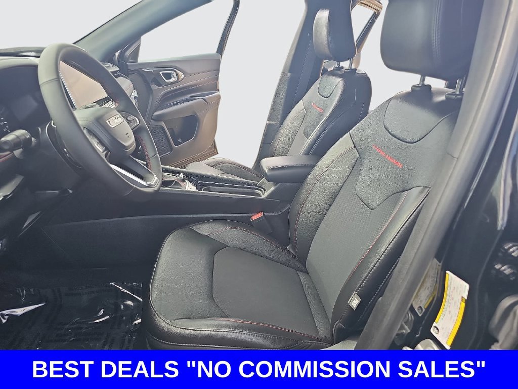 Used 2023 Jeep Compass Trailhawk w/ Sun and Sound Group AWD/4WD image 14