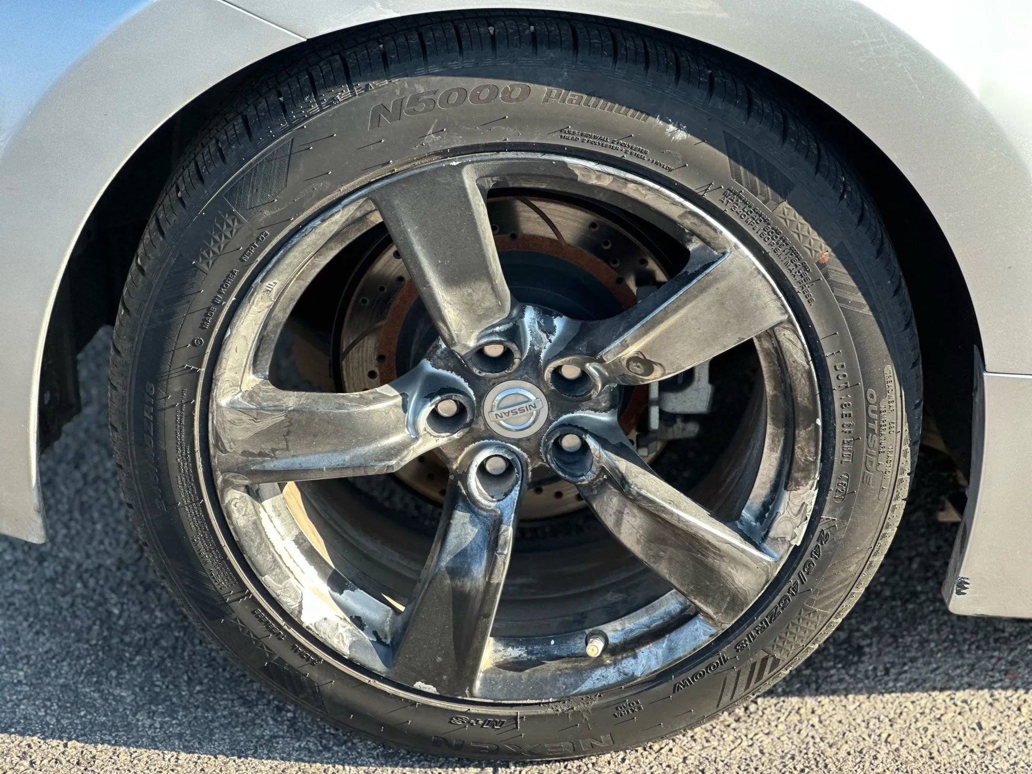 Used 2009 Nissan 370Z Touring image 24