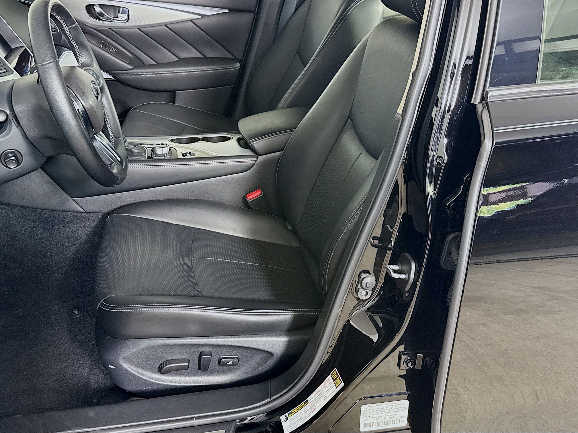 Used 2023 INFINITI Q50 Luxe w/ Cargo Package AWD/4WD image 22