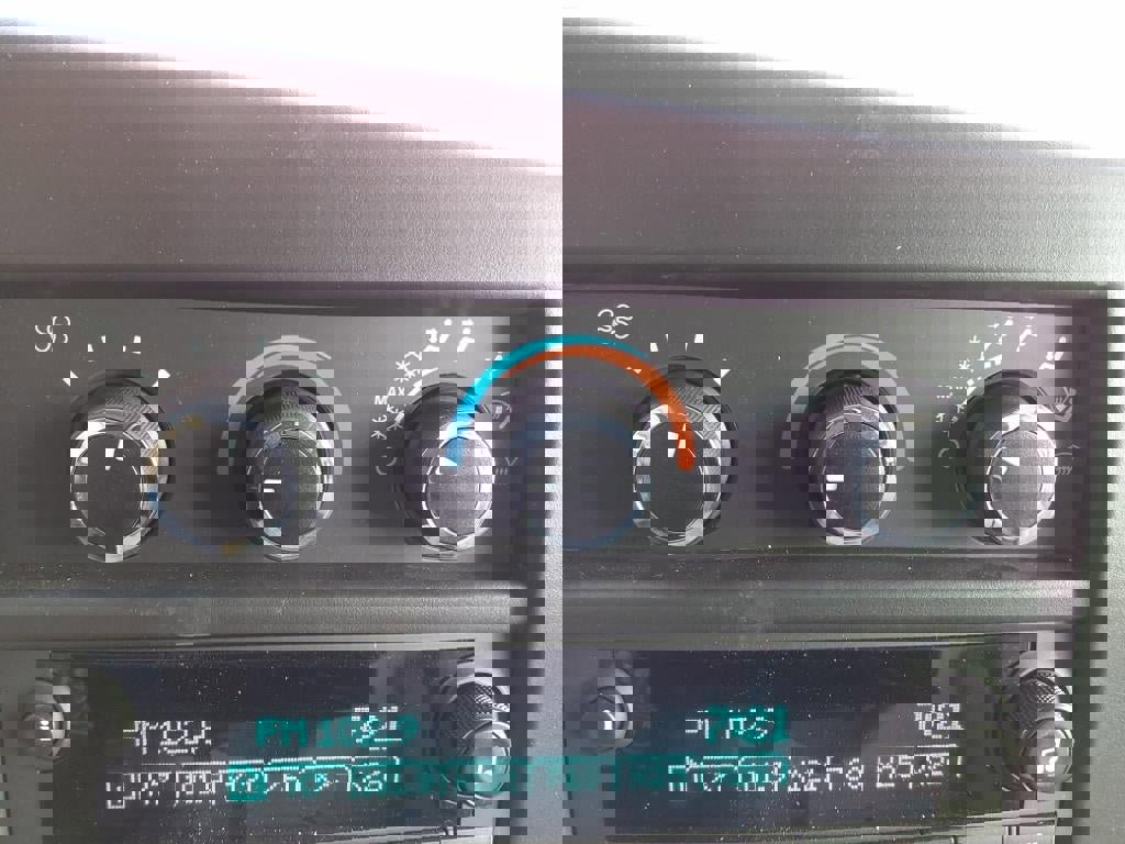 New 2023 Chevrolet Express 3500 w/ Power Convenience Package image 9