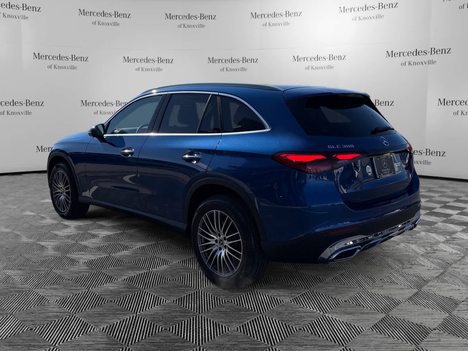 New 2026 Mercedes-Benz GLC 300 GLC 300 image 3