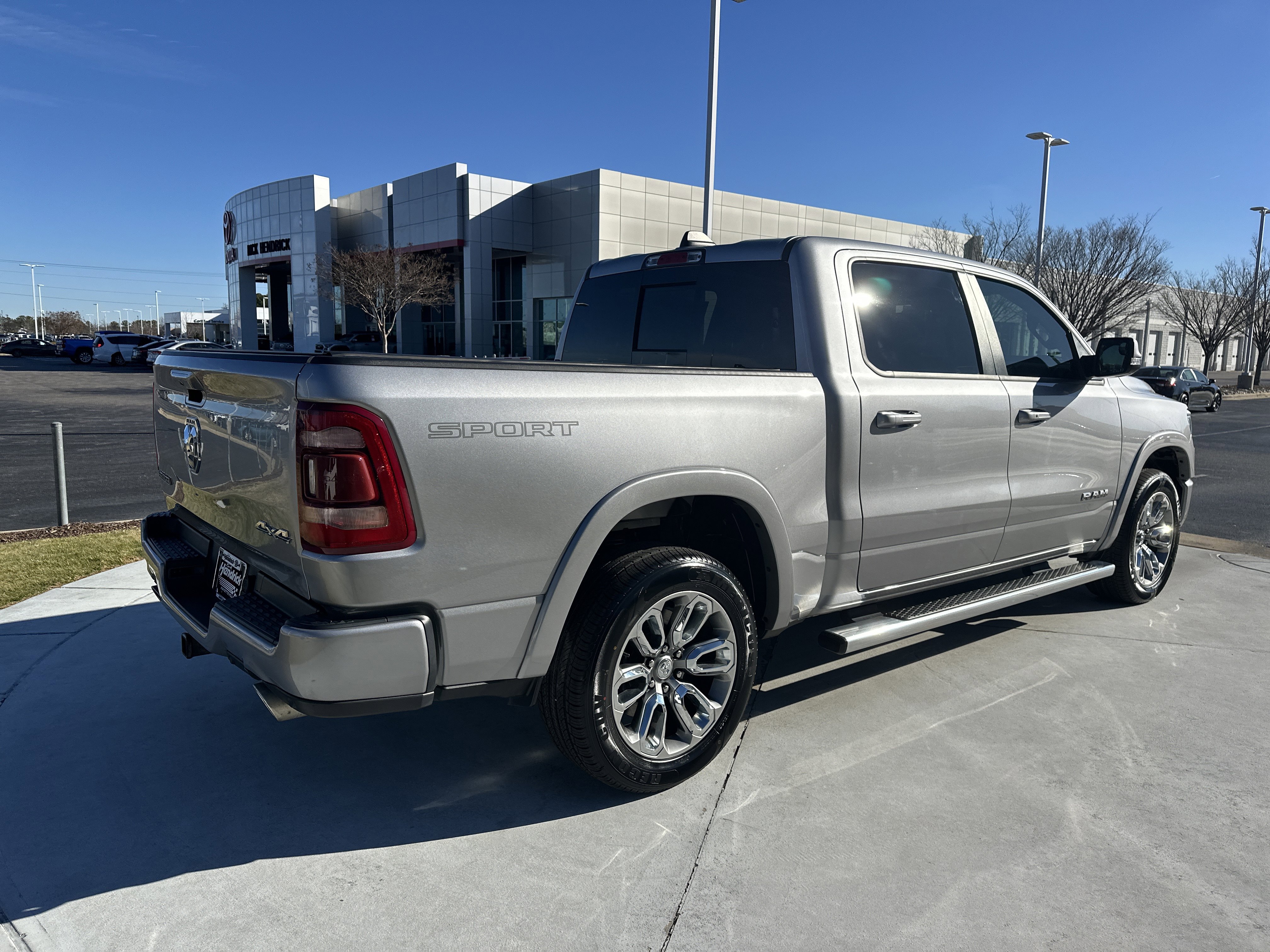 Used 2021 RAM 1500 Laramie w/ Sport Appearance Package image 10