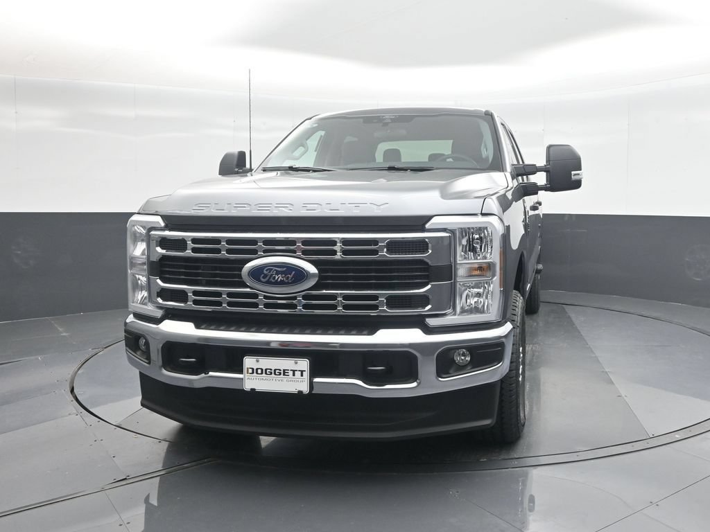 New 2026 Ford F250 XLT w/ FX4 Off-Road Package AWD/4WD image 5